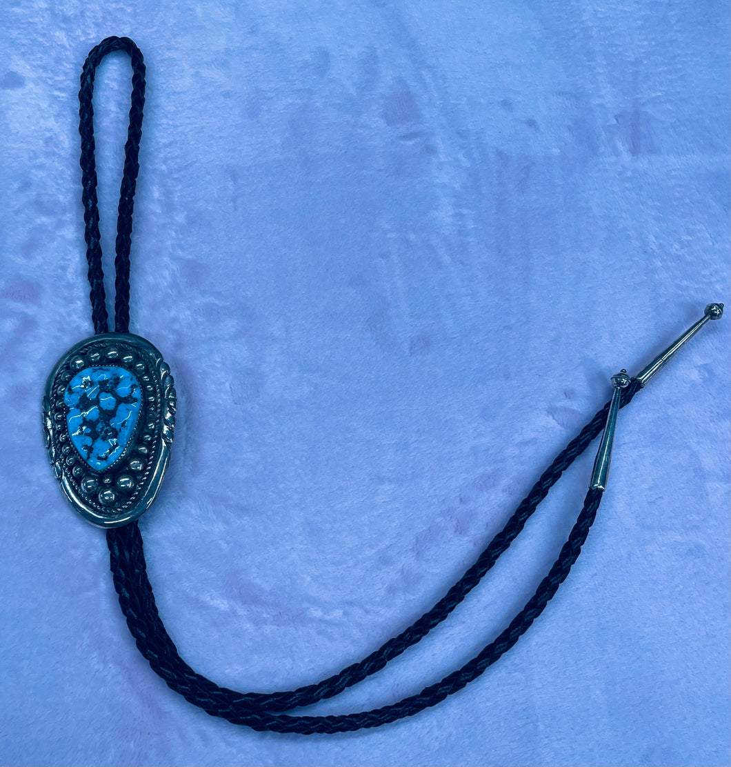 Silver and Turquoise Chunk Bolo Tie with Silver Tips