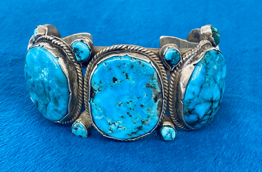 Vintage Turquoise and Silver Bracelet
