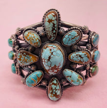 Load image into Gallery viewer, Turquoise Cluster Bracelet
