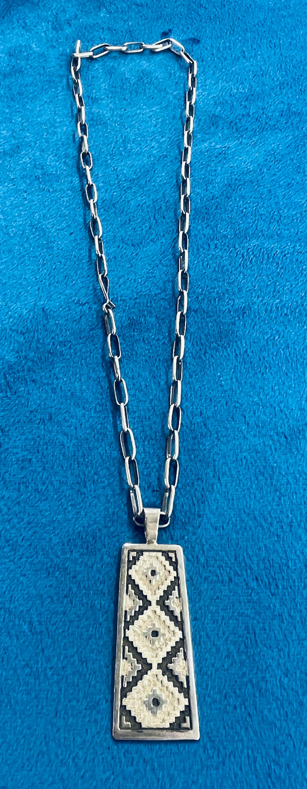 Sterling Silver Chain Necklace With Silver Pendant