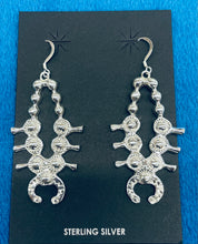 Load image into Gallery viewer, Silver Drop Squash Earrings
