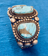 Load image into Gallery viewer, Turquoise and Silver Bracelet
