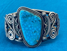 Load image into Gallery viewer, Silver and Turquoise Bracelet
