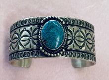 Load image into Gallery viewer, Silver and Turquoise Cast Bracelet
