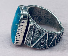 Load image into Gallery viewer, Silver and Turquoise Ring
