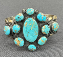 Load image into Gallery viewer, Turquoise and Silver Cluster Bracelet
