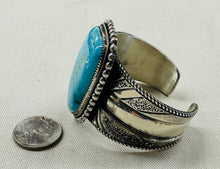 Load image into Gallery viewer, Silver and Turquoise Bracelet
