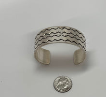 Load image into Gallery viewer, Sterling Silver Cuff Bracelet with Design
